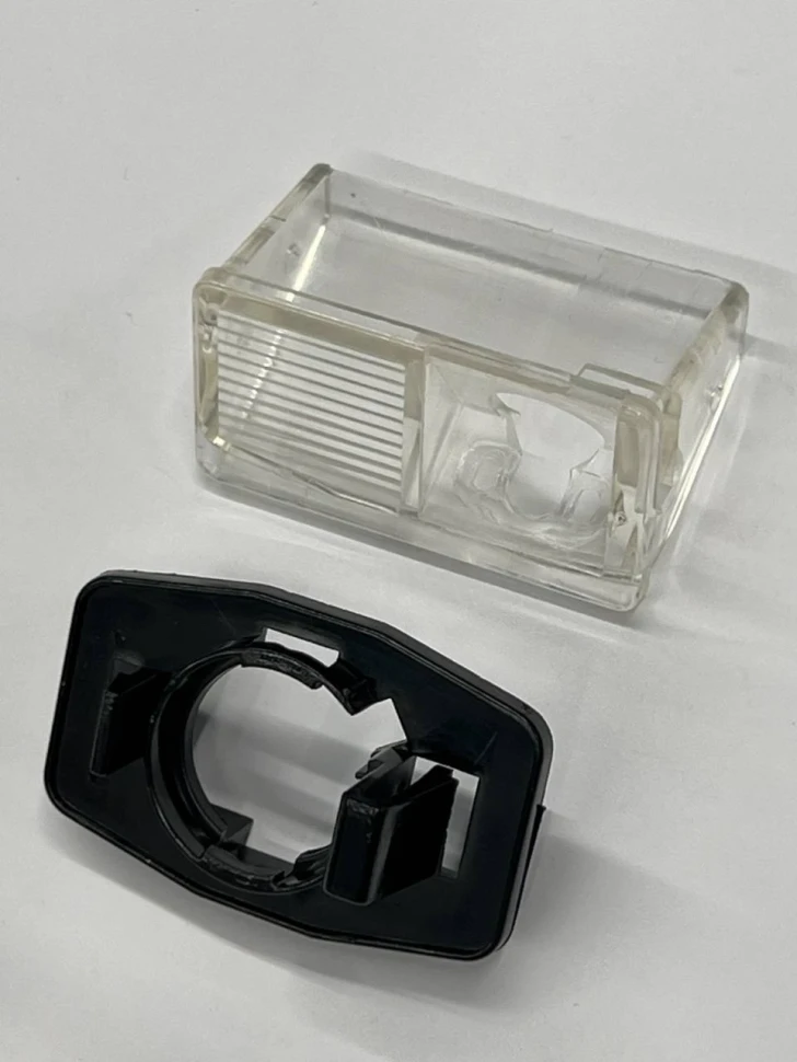 Адаптер под заднюю камеру в подсветку номера Toyota Corolla 2006 - 2013, Belta 2005+